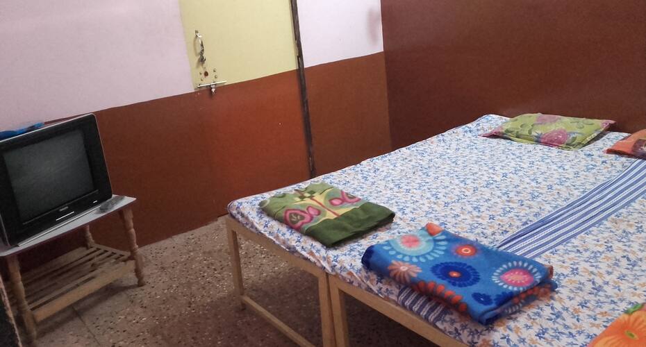 Risbud Lodge, Ratnagiri 3